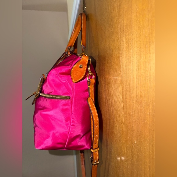 Dooney & Bourke Nylon Pink Satchel Tote Bag w/ Leather Trim & Shoulder Strap - Picture 9 of 17